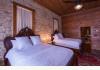 Hico's Upstairs Inn: Room 3 beds
