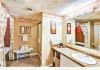 The Speckled Hen Inn Bed and Breakfast: Badger Den Bathroom