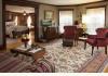 Westby House Inn: Tower Room Sitting Parlor