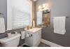 The Cedars: Owner's Bathroom