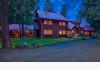 The Mazama Country Inn: Exterior evening view