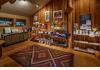 The Mazama Country Inn: gift shop