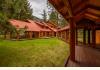 The Mazama Country Inn: Exterior of Inn