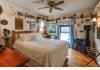 Oasis Bed & Breakfast: Bedroom