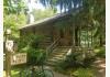 Walnut Ridge Log Cabins: Round-Pine Log Guest House