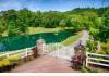 Tennessee Upscale Country Estate: Security gates for privacy
