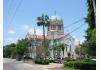 The Pirate Haus Inn. Awesome location in busy town: Church in St. Augustine