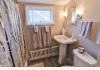 Alexander Benjamin House Country Lodging: Owners Bathroom 1