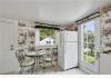 Farnsworth House : guest kitchen