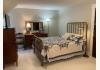 Moon River Bed and Breakfast: Cardinal’s Nest Queen Bed