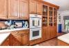 SOLD!- Thurston House Bed & Breakfast: kitchen