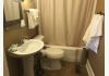 Bruce House Inn: Robert Bruce Suite bathroom 