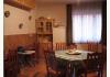 Airbnb Zalagyongye Pansion: dining room