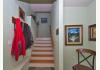 Crane's Rest Bed and Breakfast: Entryway Stairs - Leading to Living Spaces