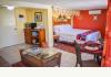 Alicia's Casita: Suite 2 Bed