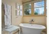 Stonehurst Place: Master Suite bathroom