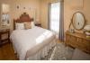 Galena's #1 Bed and Breakfast: Guest room at Galena B&B