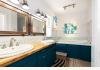 303 BnB Inn Flagstaff Hotel /Bed and Breakfast: Owner Bathroom