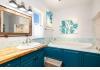 303 BnB Inn Flagstaff Hotel /Bed and Breakfast: Owner Bathroom
