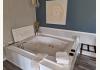 Otter Creek Inn: room 2 tub