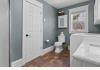 Olde Anchor Bed & Breakfast: Owner Bathroom/Laundry
