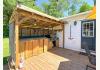 Olde Anchor Bed & Breakfast: Guest Deck/Outdoor Kitchen