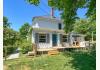 Olde Anchor Bed & Breakfast: Owner Deck and Fenced Area