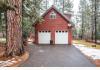 Chalet in Sandpoint: Two Car Garage