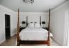 Southern Grace Bed and Breakfast & wedding venue: Southern Magnolia Room with private balcony