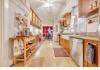 Black Lantern Inn: Entry Level Large Kitchen