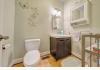 Black Lantern Inn: Half Bath Off Kitchen