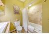 Black Lantern Inn: Guest Suite 2- Plush Bathroom