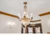 The Chandelier Inn: 