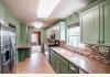 Historic Rodeo/Timber Towne Inn: kitchen