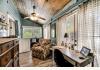 Whistle Stop Inn Bed & Breakfast: Owners Den/Office