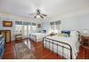 Lady Geneva Bed & Breakfast: 