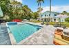 Oceanfront Estate Stays: 