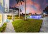Oceanfront Estate Stays: 