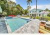 Oceanfront Estate Stays: 