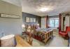 The Speckled Hen Inn Bed and Breakfast: Badger Den Room