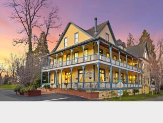 American River Inn 