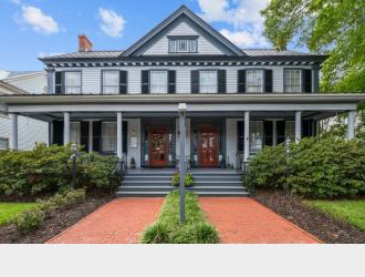 Benjamin Ellis House Bed and Breakfast