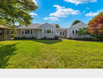 Beautiful Cape Cod B&B / Motel near Beaches