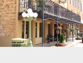 La Ville Inn