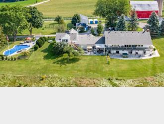 Creemore Country Manor House