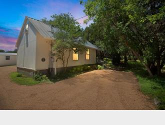 Cottage Lodging Property, Multiple Units Available