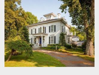 The Homeport Inn & Tavern