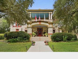 W.H. Kokernot Mansion