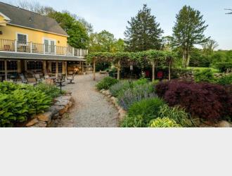 Charming B&B on the Connecticut Coast