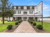 The Washington Inn | Turnkey 11-BR Historic Inn